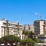 Mangus Apartment Split